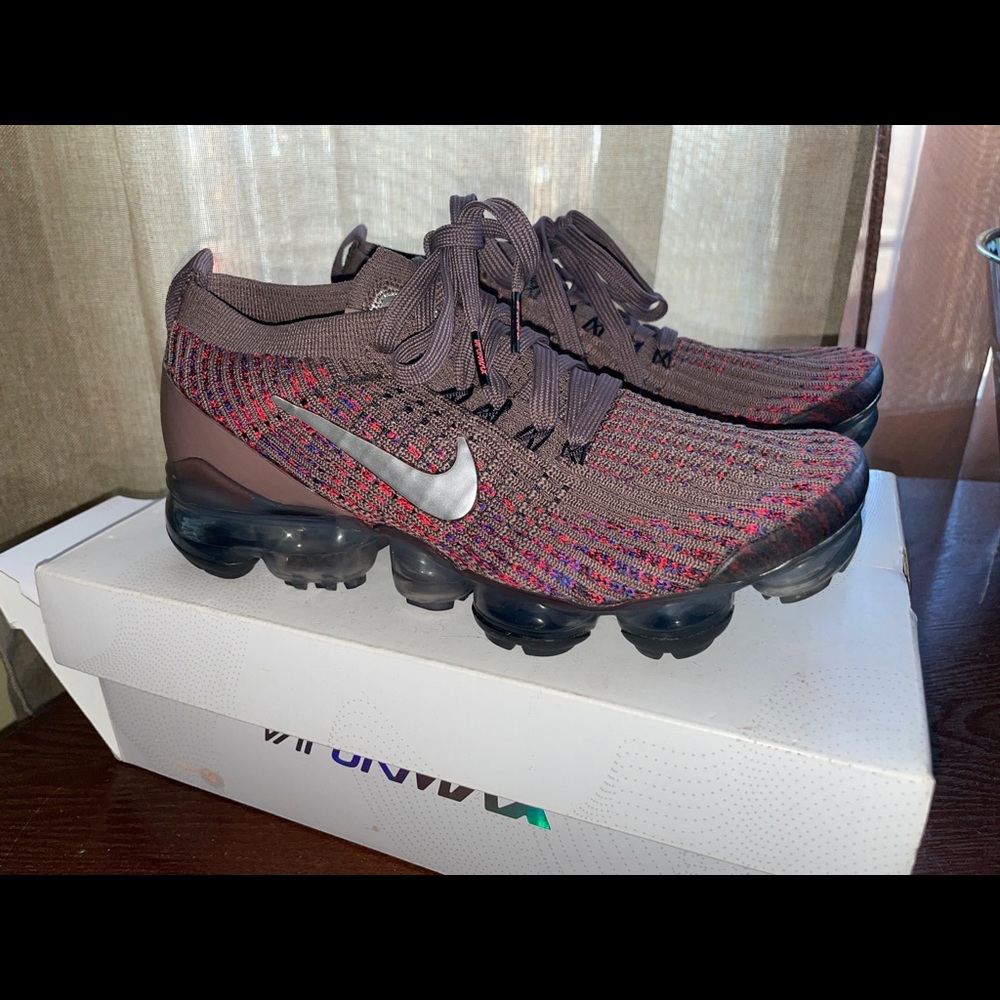 Nike Air Vapormax Flyknit 3 “Plum eclipse” Womens size 6.5